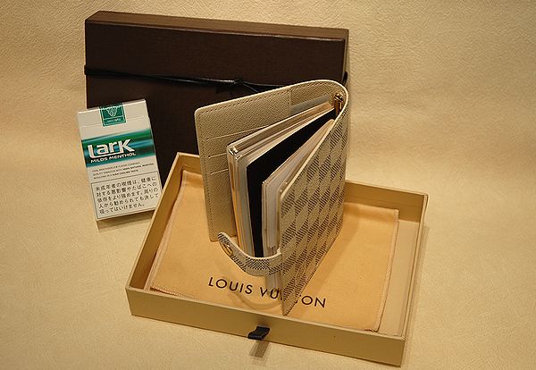 LOUIS VUITTON - ルイヴィトン 手帳 アジェンダ レフィル付き 新品未